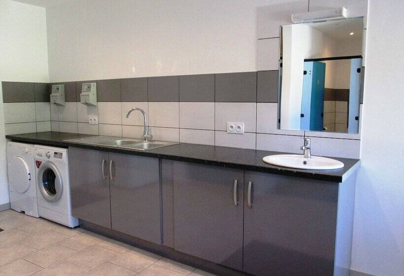 ホテル Camping La Forêt De Tessé