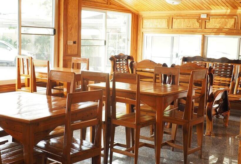 בית מלון כפרי Chatsuree Mansion