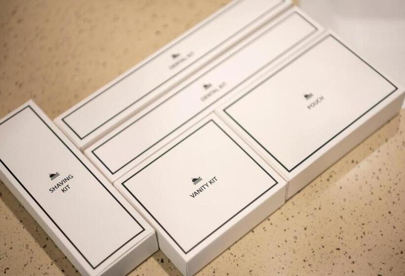 Brown Dot Hotel Gupo