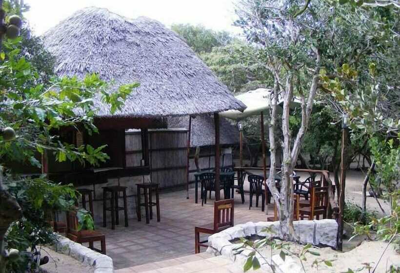 酒店 Nhanombe Lodge