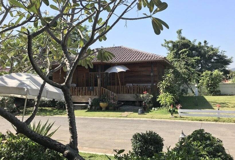 호텔 Phupha Inn Resort