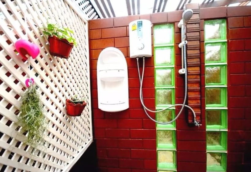 Отель Rabbit Habitat Homestay