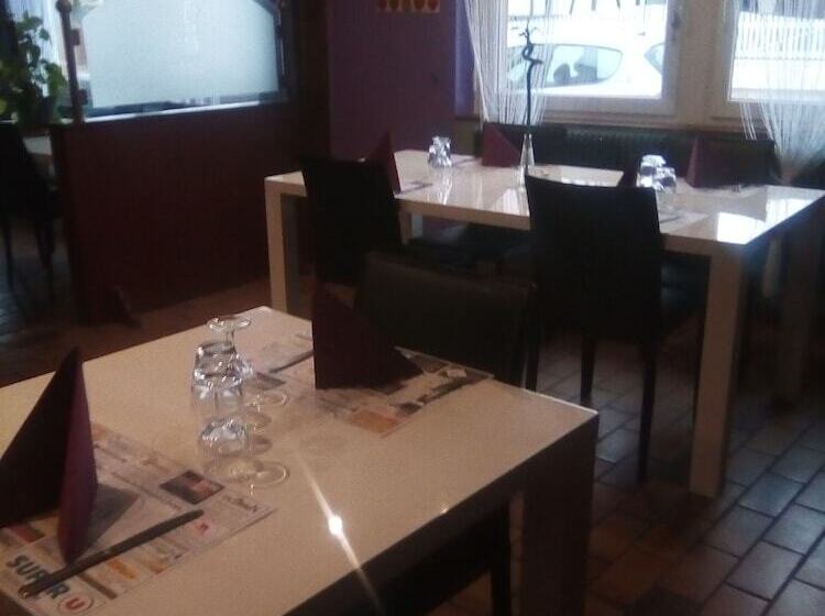 ホテル Restaurant Chez Valerie