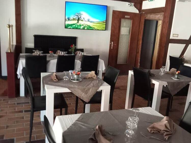 ホテル Restaurant Chez Valerie