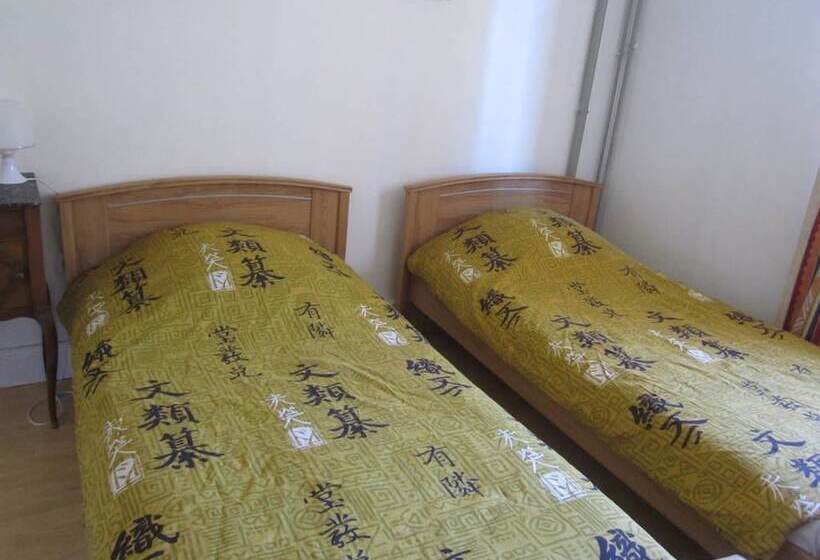 ホテル Restaurant Chez Valerie