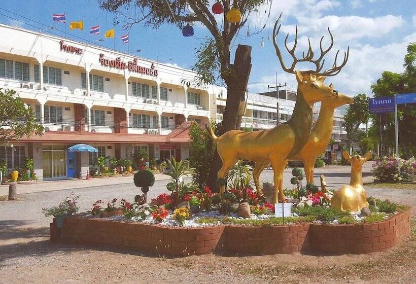 ホテル Rongkhem City