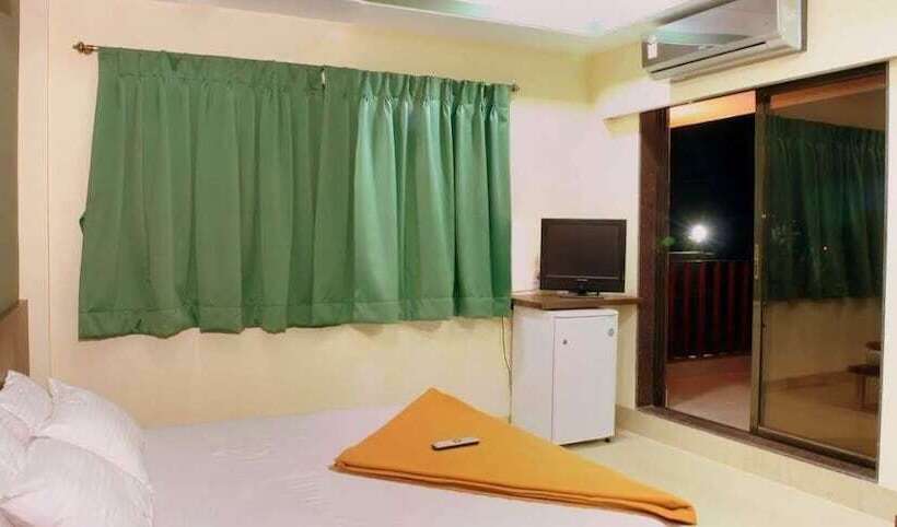 בית מלון כפרי Samudra City