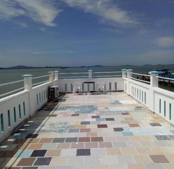 בית מלון כפרי Super 888