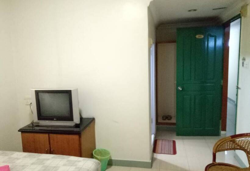 בית מלון כפרי Super 888