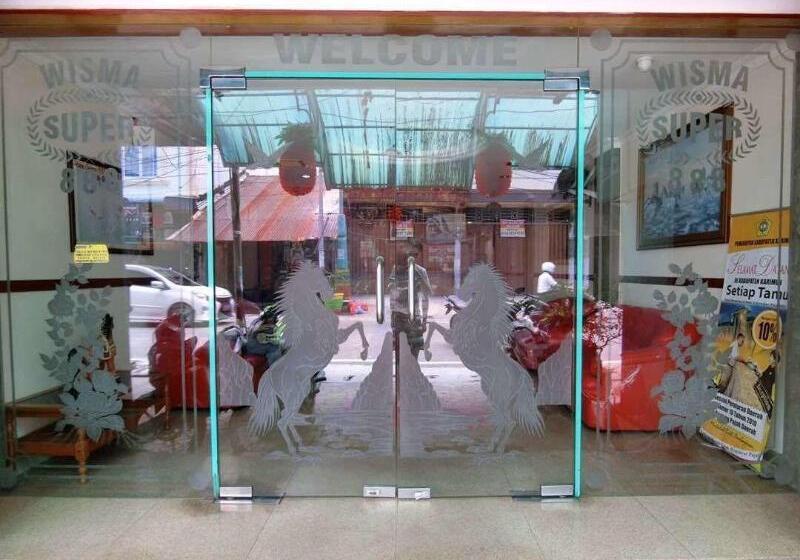 בית מלון כפרי Super 888