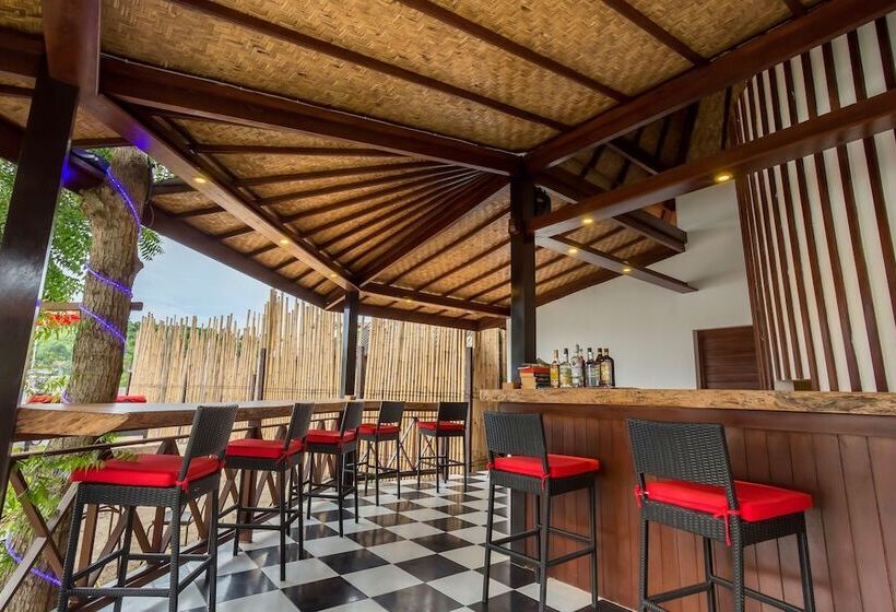 בית מלון כפרי The Bridge Huts