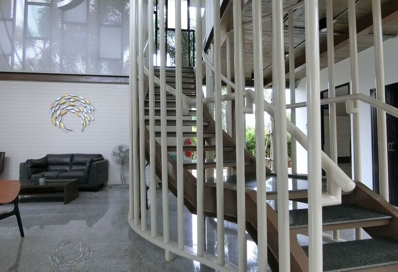 Otel The Rabbit Home