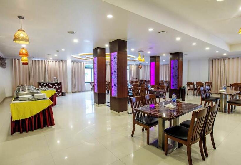 בית מלון כפרי Treebo Premium Palmyra Milford, 2 Km From Alleppey Beach