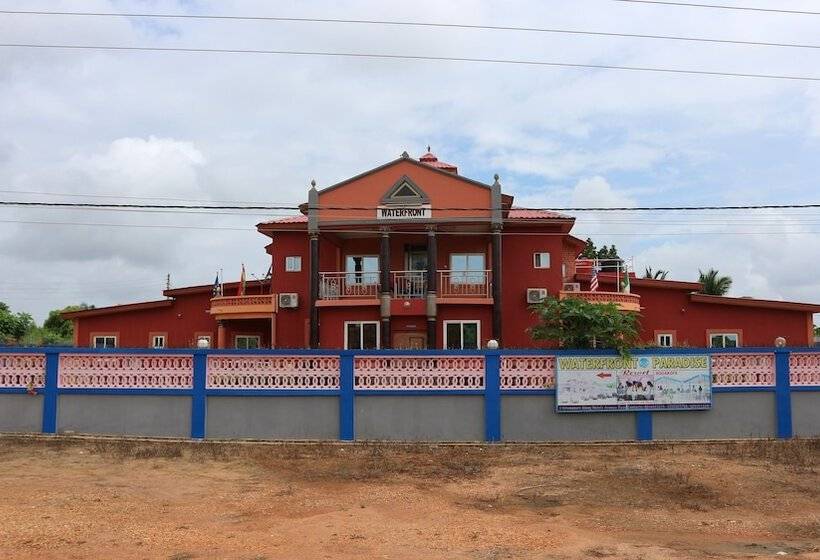 فندق Waterfront Paradise Resort