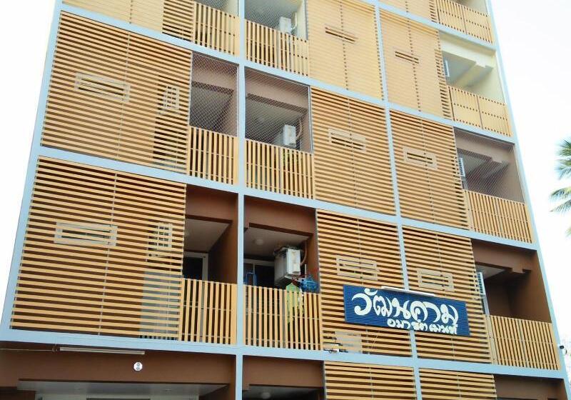 בית מלון כפרי Wattanakham Serviced Apartment