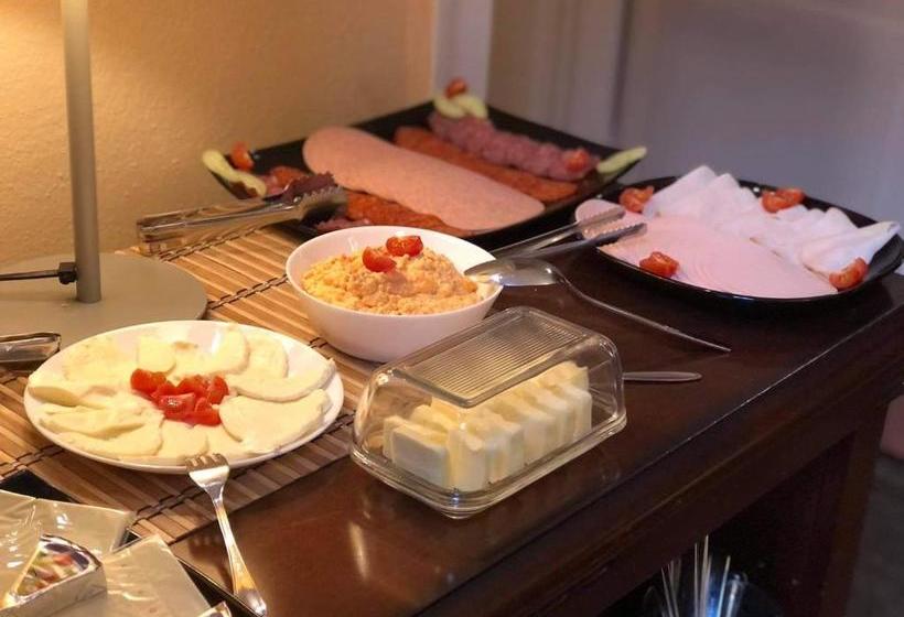 بنسيون Atrium Panzio