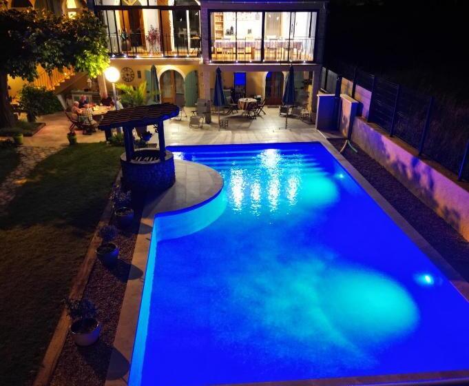 بنسيون Au Grand Bonheur