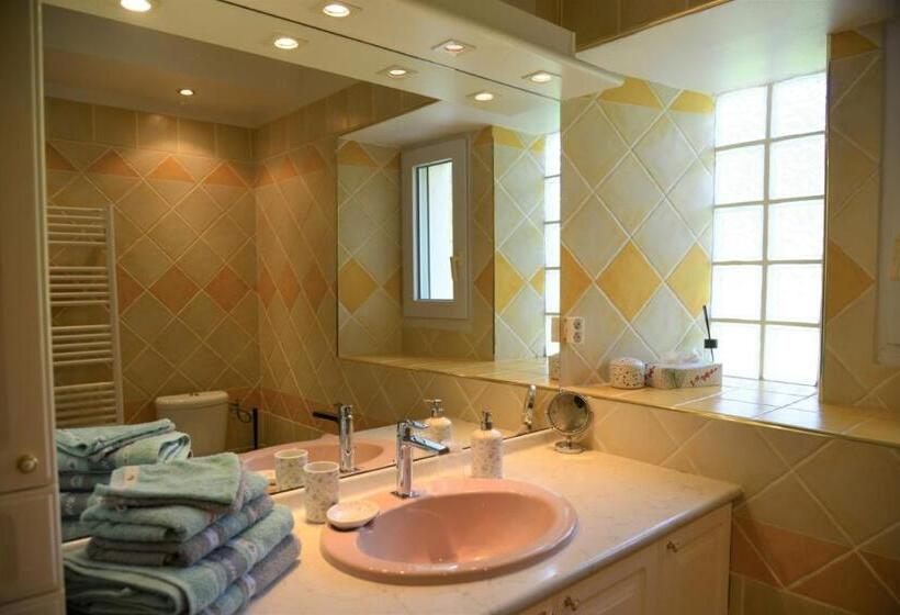 بنسيون Au Grand Bonheur