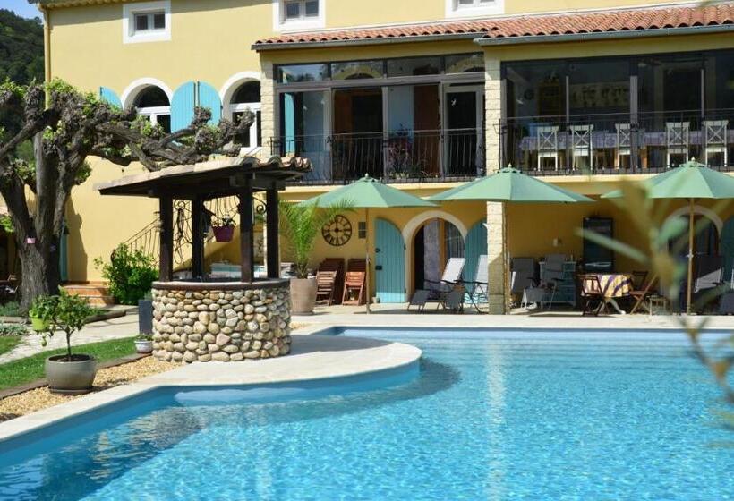 بنسيون Au Grand Bonheur