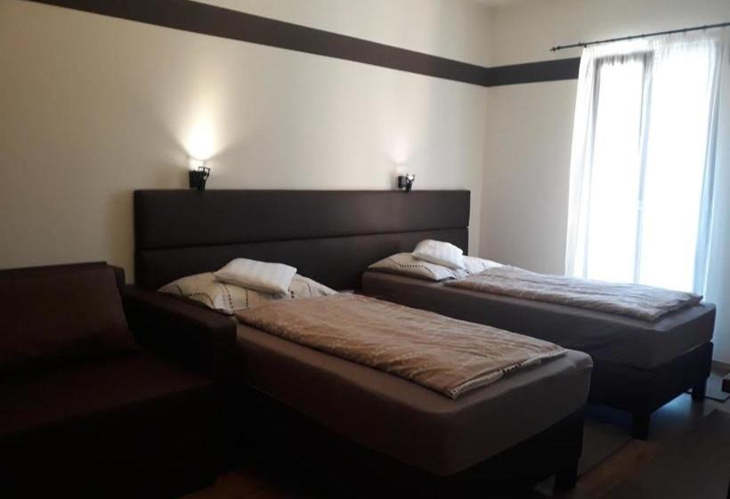 膳宿费 Decsi Vendégház