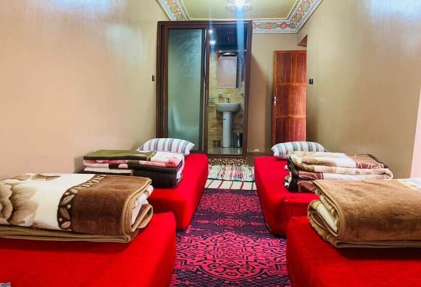 پانسیون Gîte Tawada