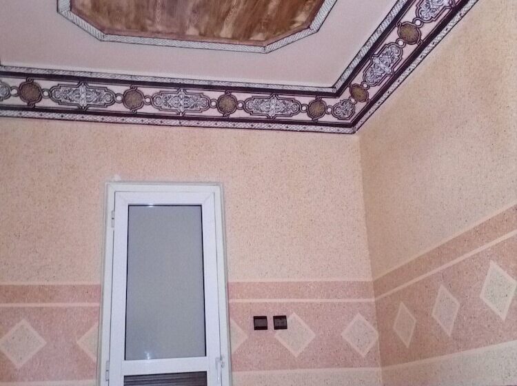 پانسیون Gîte Tawada