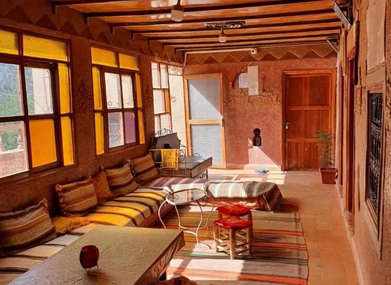 پانسیون Gîte Tawada