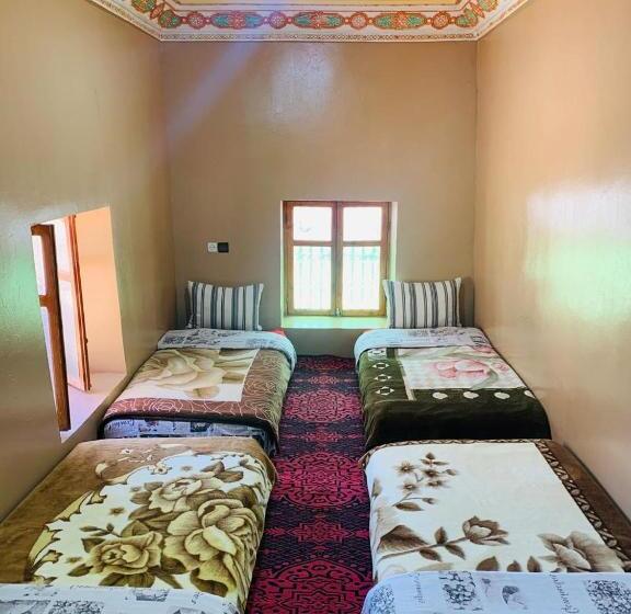 پانسیون Gîte Tawada