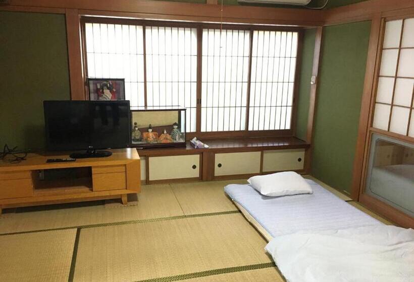 بنسيون Masugataya Ryokan