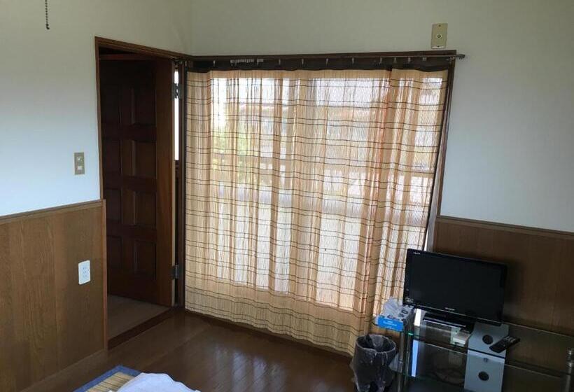 بنسيون Masugataya Ryokan