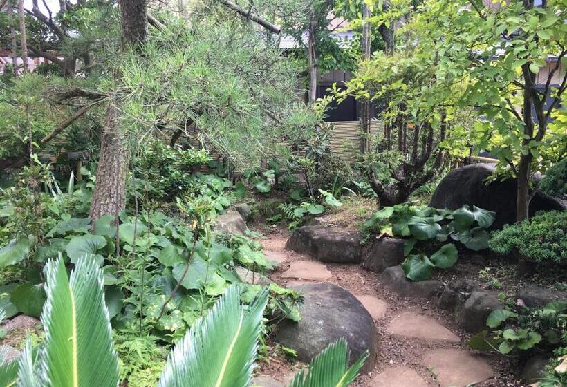بنسيون Masugataya Ryokan