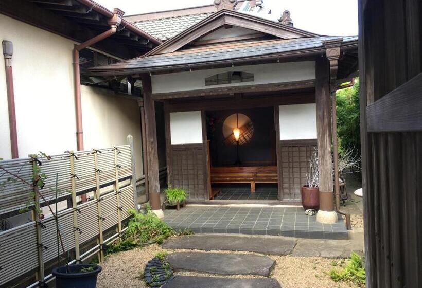 بنسيون Masugataya Ryokan