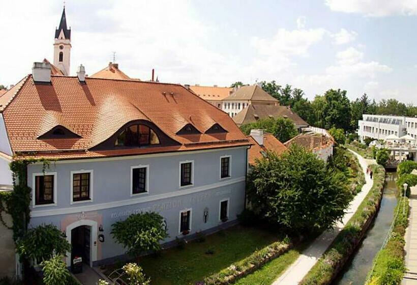 پانسیون Penzion A Restaurace U Míšků