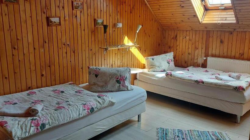 ペンション Penzion Na Navsi