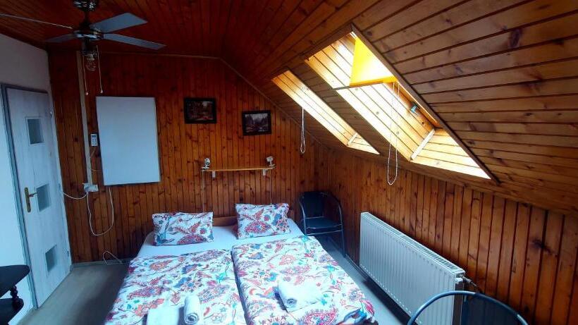 ペンション Penzion Na Navsi