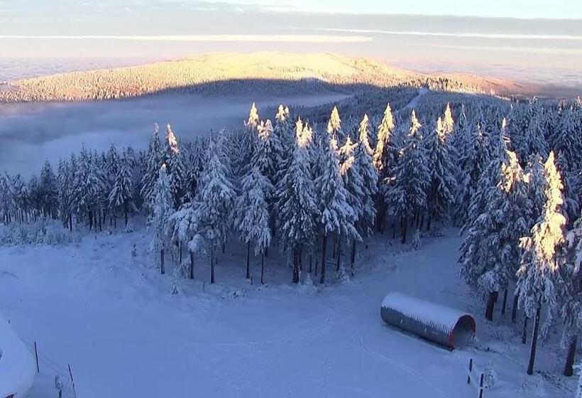 ペンション Penzion Na Navsi