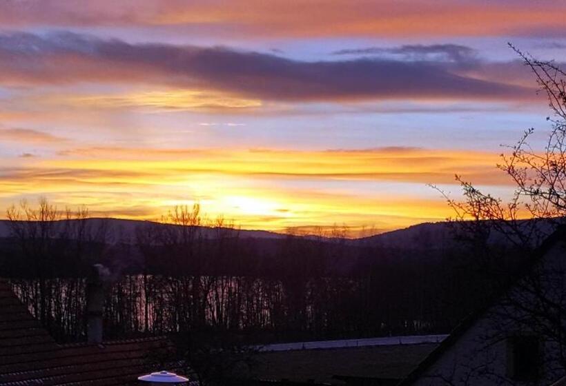 ペンション Penzion Na Navsi