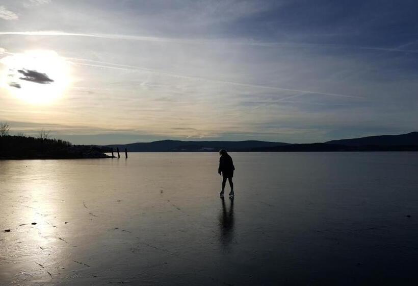 ペンション Penzion Na Navsi