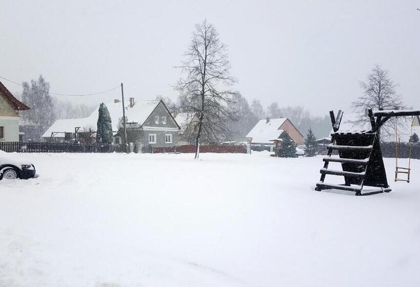 ペンション Penzion Na Navsi