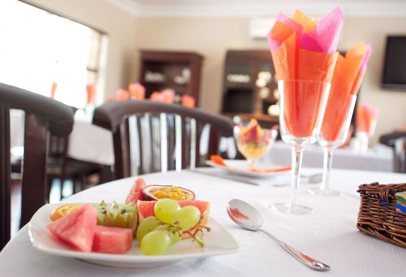 Пансион Sable Hills Lodge