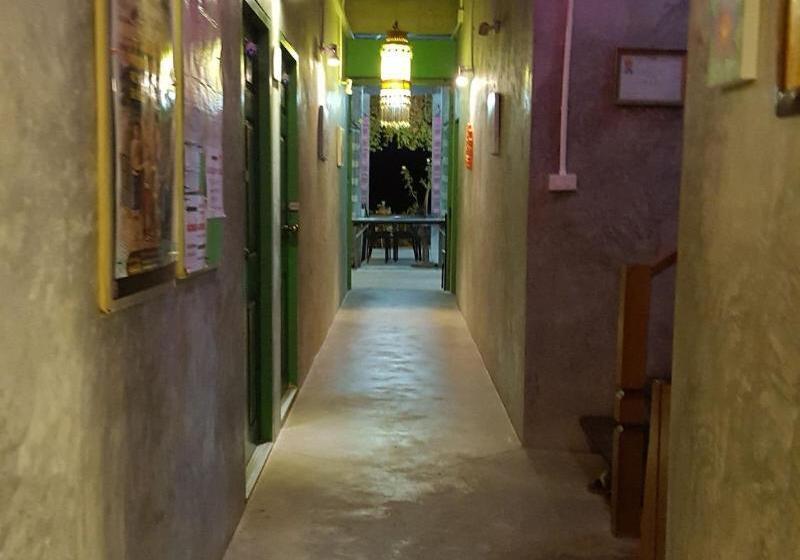 Пансион Tonkong Guesthouse & Restaurant