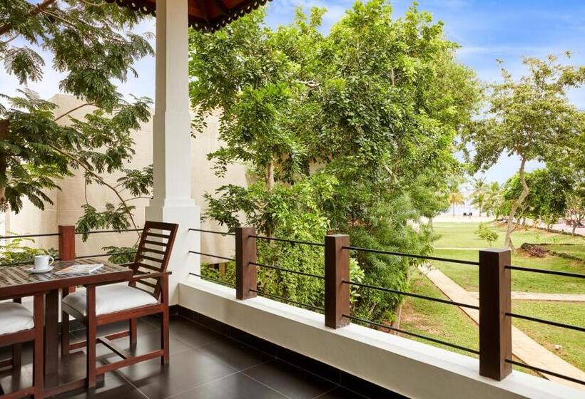 Курорт Sun Siyam Pasikudah