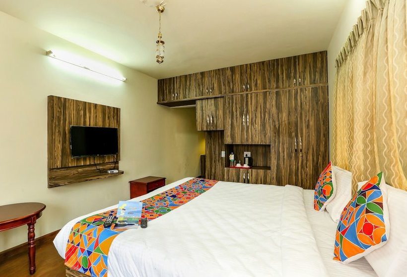 ホテル Fab St. Clouds