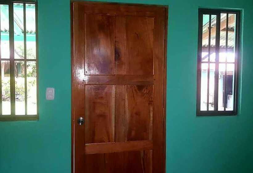 호스텔 Los Chocoyos