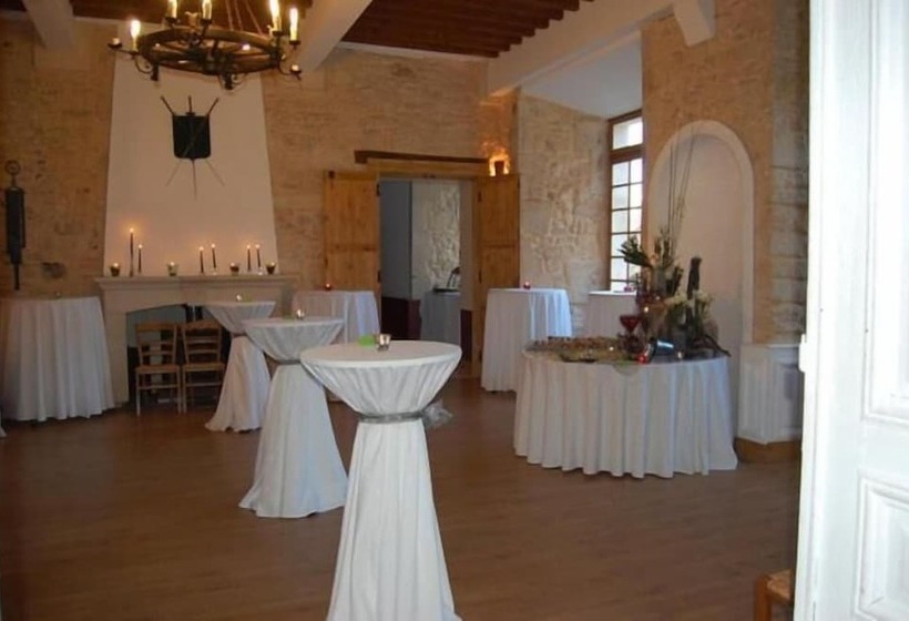 B&b Le Château De Morey