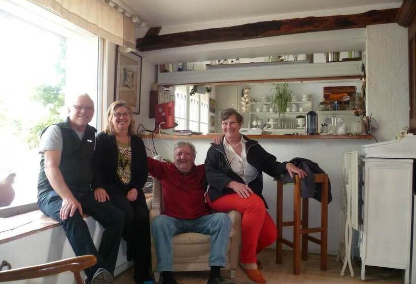 مبيت وإفطار Chambre D Hôtes Face à Briare