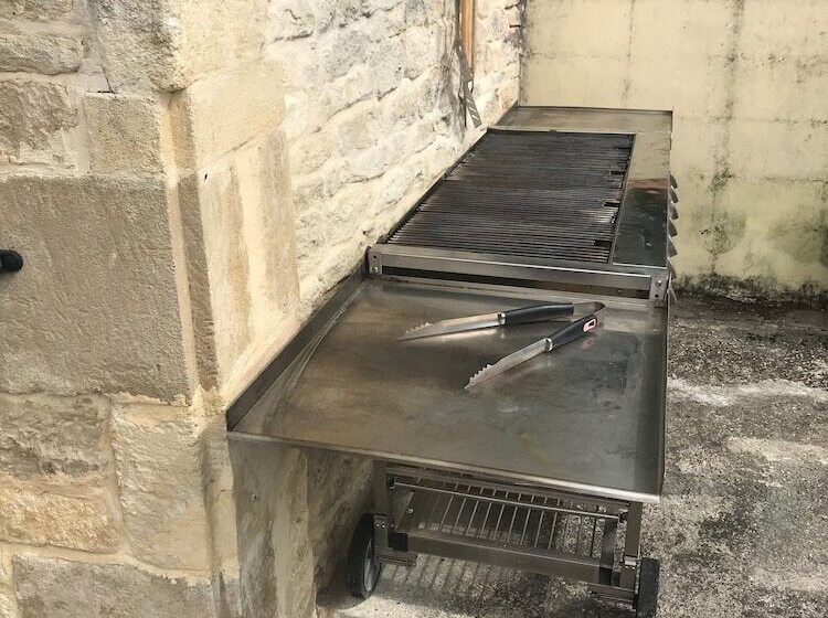 مبيت وإفطار Les Cygnes Noirs