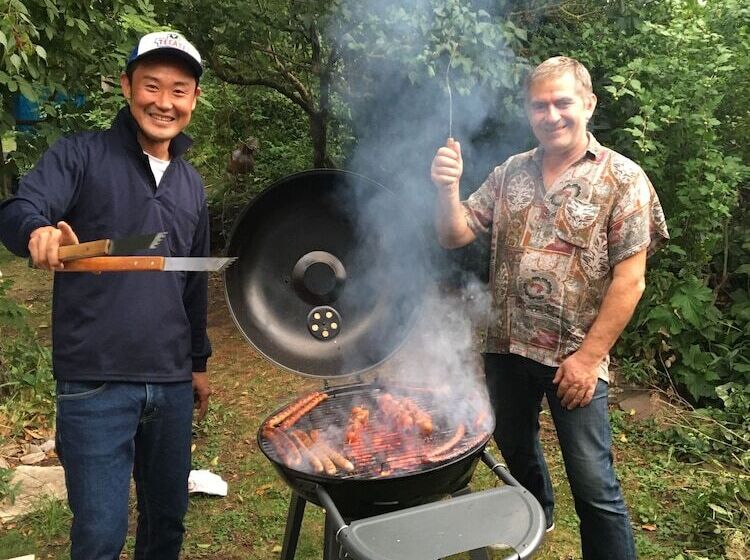 住宿加早餐  Chambres Du Jardin Fleuri
