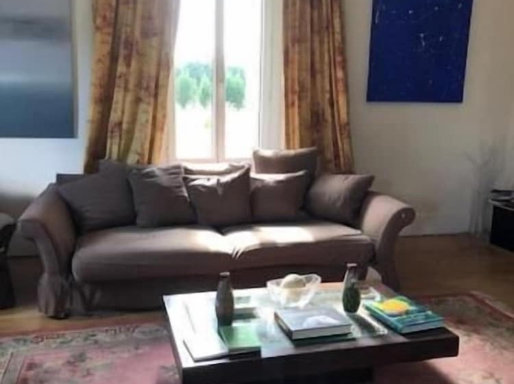 مبيت وإفطار Domaine Des Trois Chênes