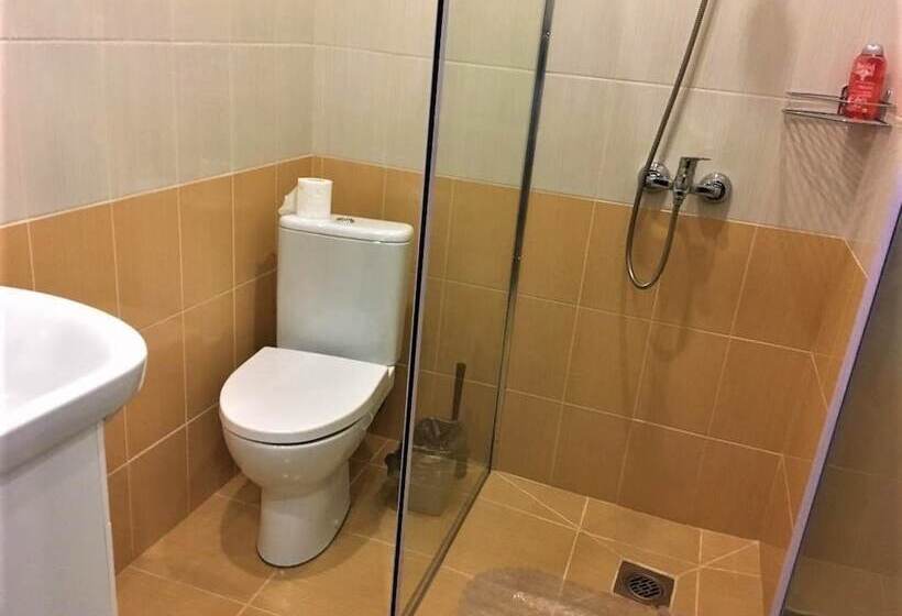 צימר Guesthouse On Rodnikovaya 9